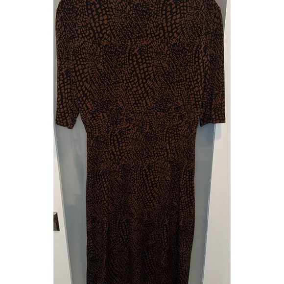 Ralph Lauren Woman's Stretch 3/4 Sleeve Dress SZ 12 V Neck Animal Print Holiday - Picture 2 of 8